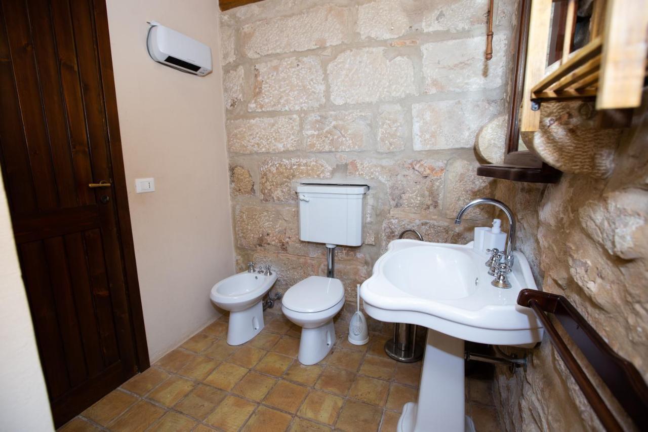 Homidoo Country Apartment Santa Croce Camerina Bagian luar foto
