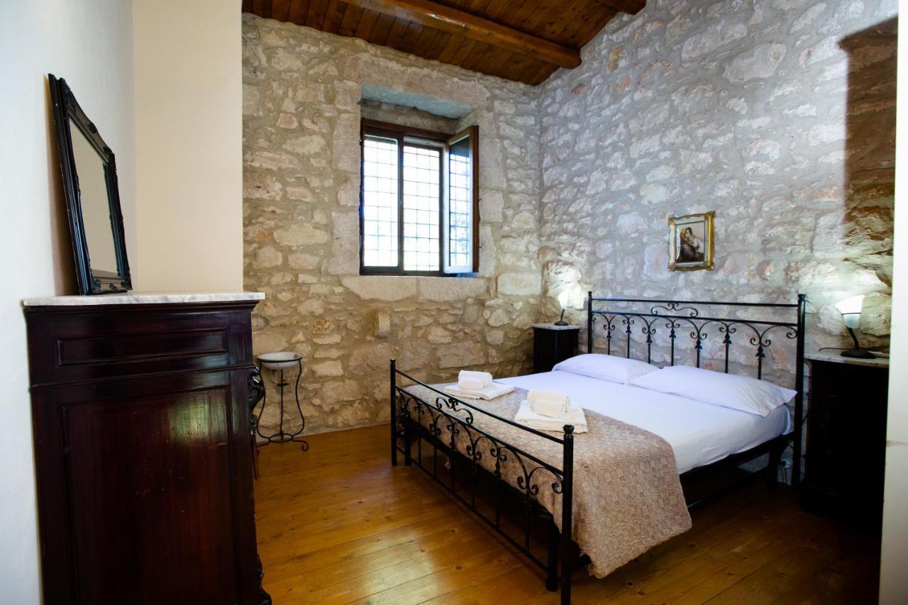 Homidoo Country Apartment Santa Croce Camerina Bagian luar foto